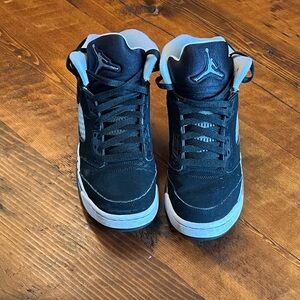 Jordan Retro V Oreo Size 6.5 Y